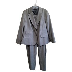 Nine West Women Charcoal Suit Set Pant and Blazer Size 18W